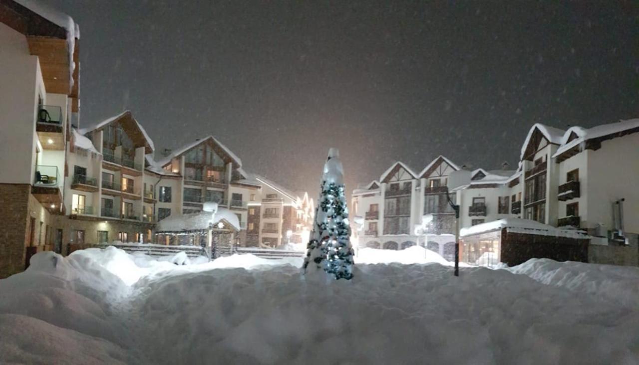 Happy Holidays Apartments In New กูเดาริ ภายนอก รูปภาพ