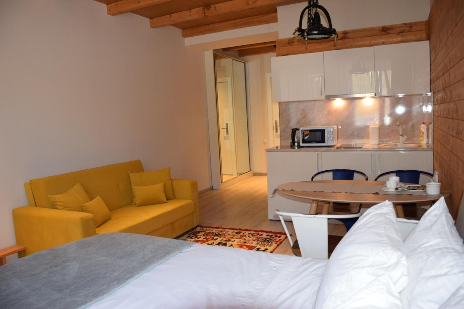 Happy Holidays Apartments In New กูเดาริ ห้อง รูปภาพ